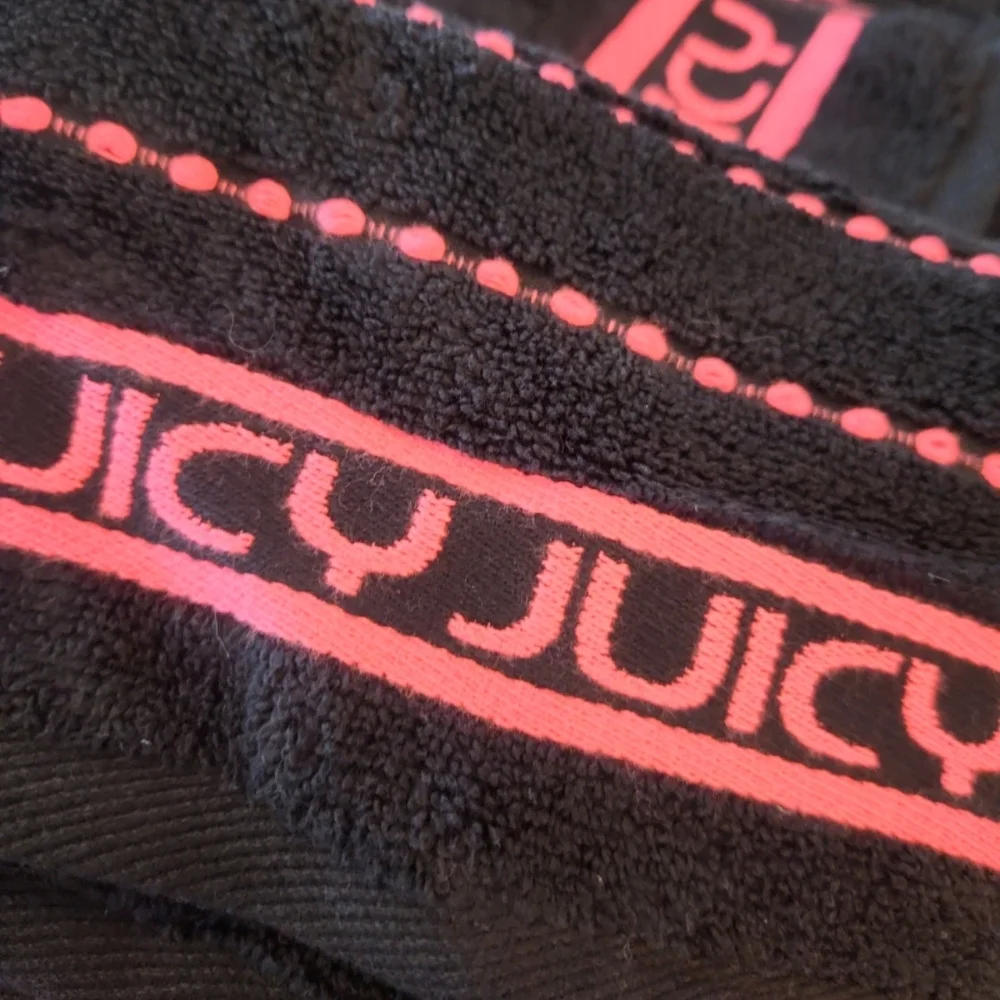 Juicy Couture Black & Pink Logo 6pc Bath Towel Set